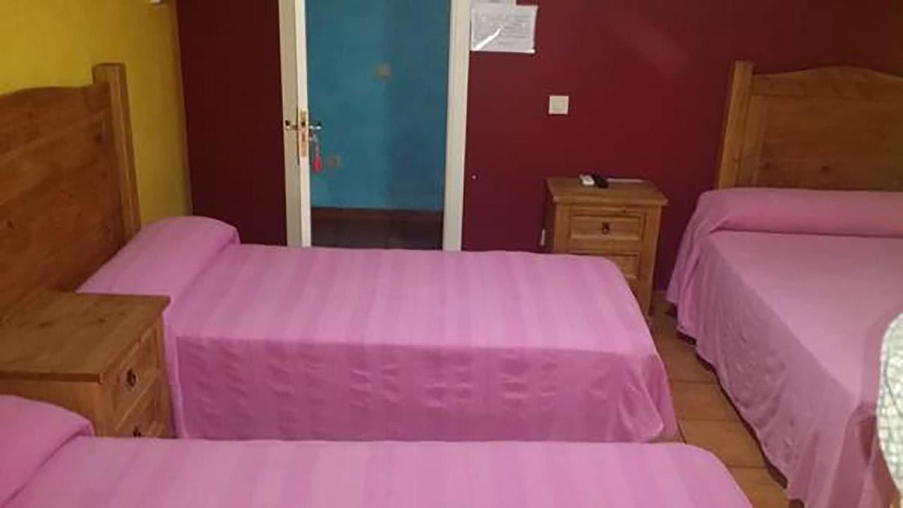 Hostal Velarde Talavera de la Reina Ngoại thất bức ảnh