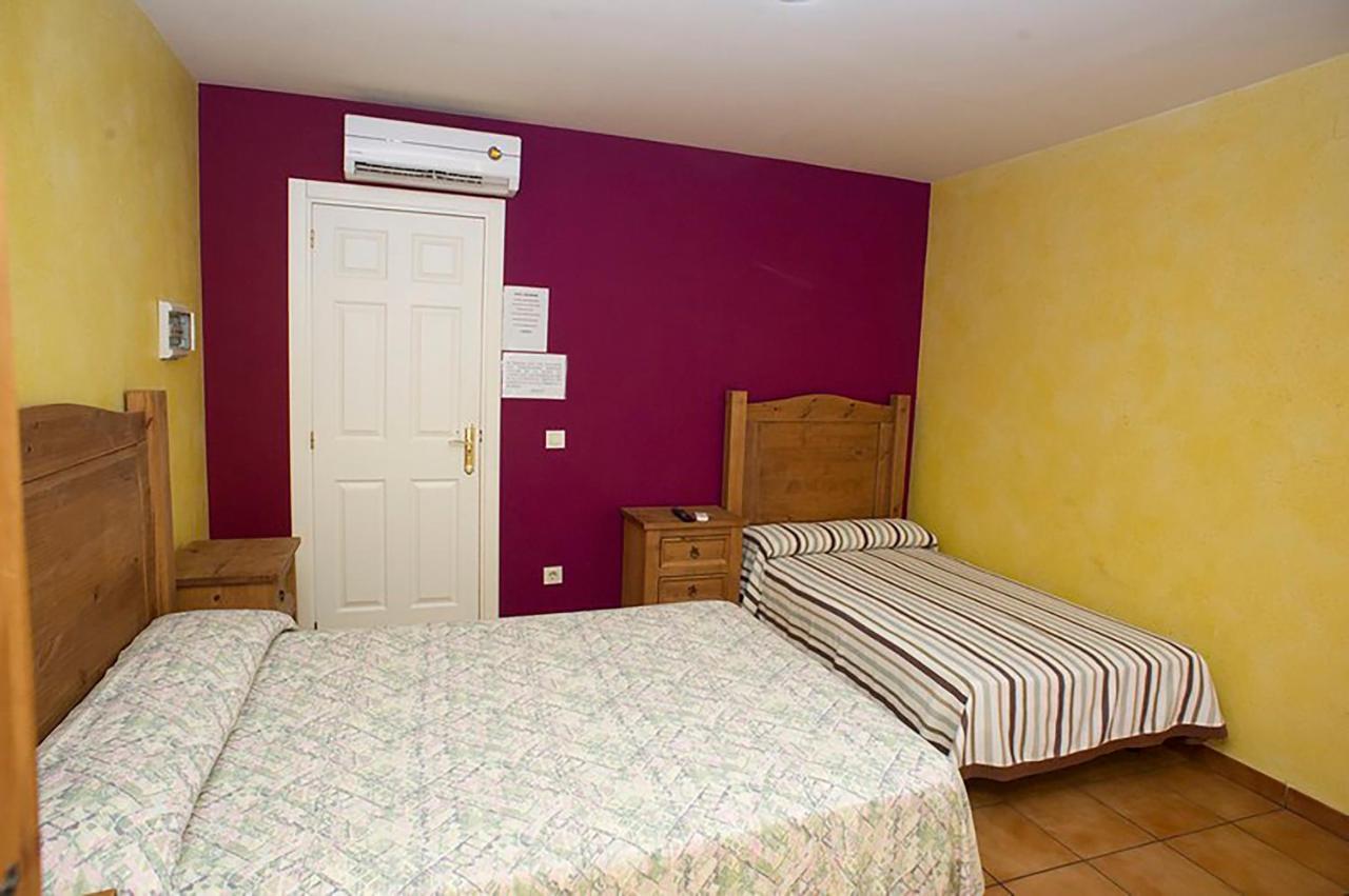 Hostal Velarde Talavera de la Reina Ngoại thất bức ảnh