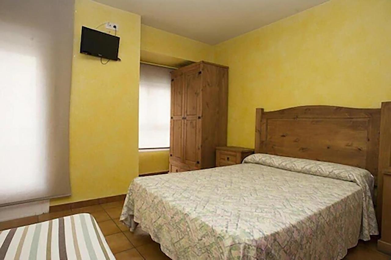 Hostal Velarde Talavera de la Reina Ngoại thất bức ảnh