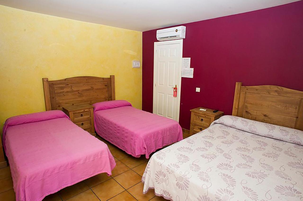 Hostal Velarde Talavera de la Reina Ngoại thất bức ảnh
