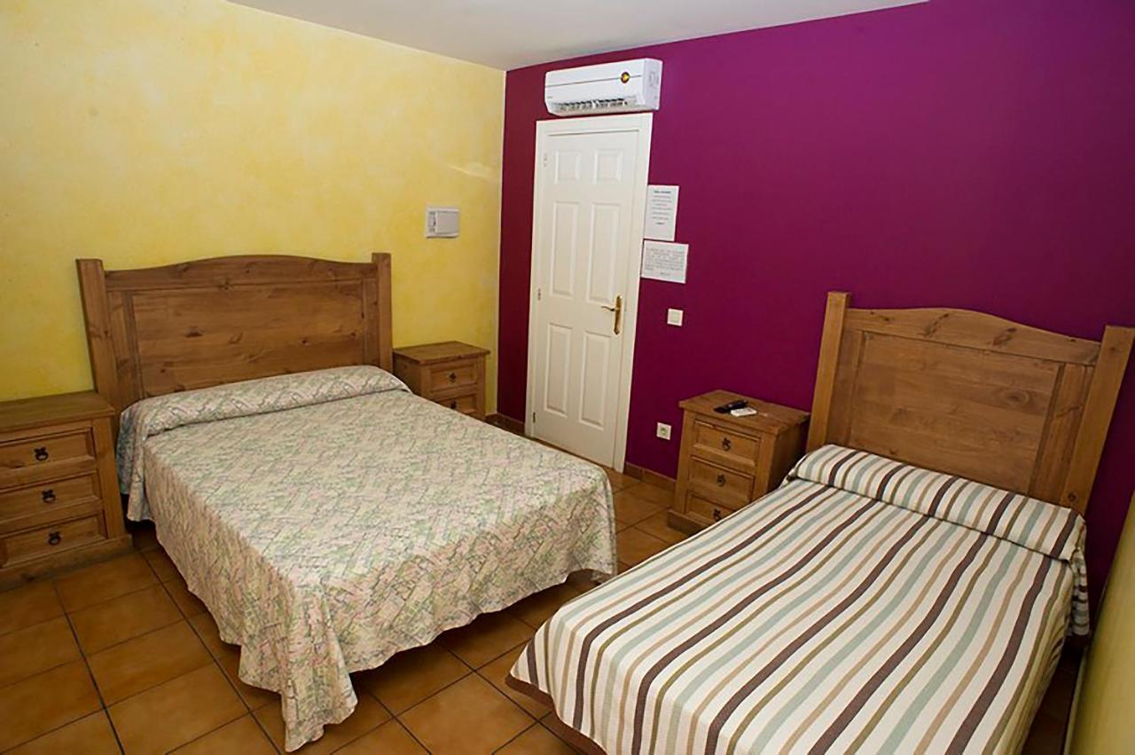 Hostal Velarde Talavera de la Reina Ngoại thất bức ảnh
