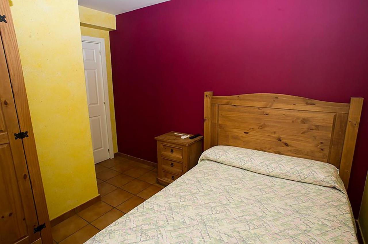 Hostal Velarde Talavera de la Reina Ngoại thất bức ảnh